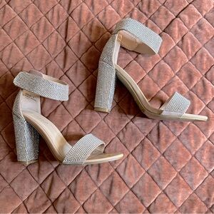 NWT BAMBOO Rhinestone Silver Chunky Block Heel Sandals